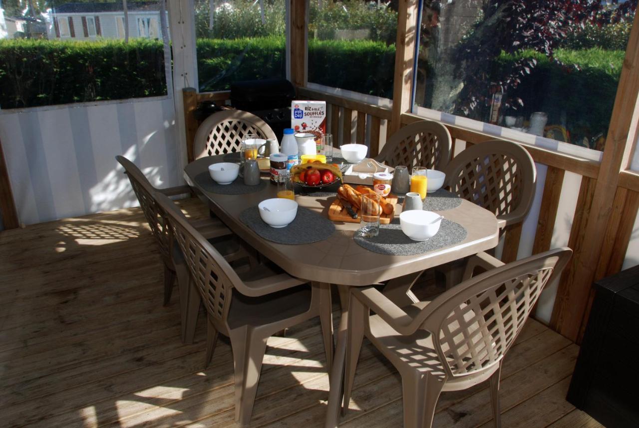 Mobilhome climatisé-2ch-terrasse chauffée-camping Les Charmettes Les Mathes Esterno foto