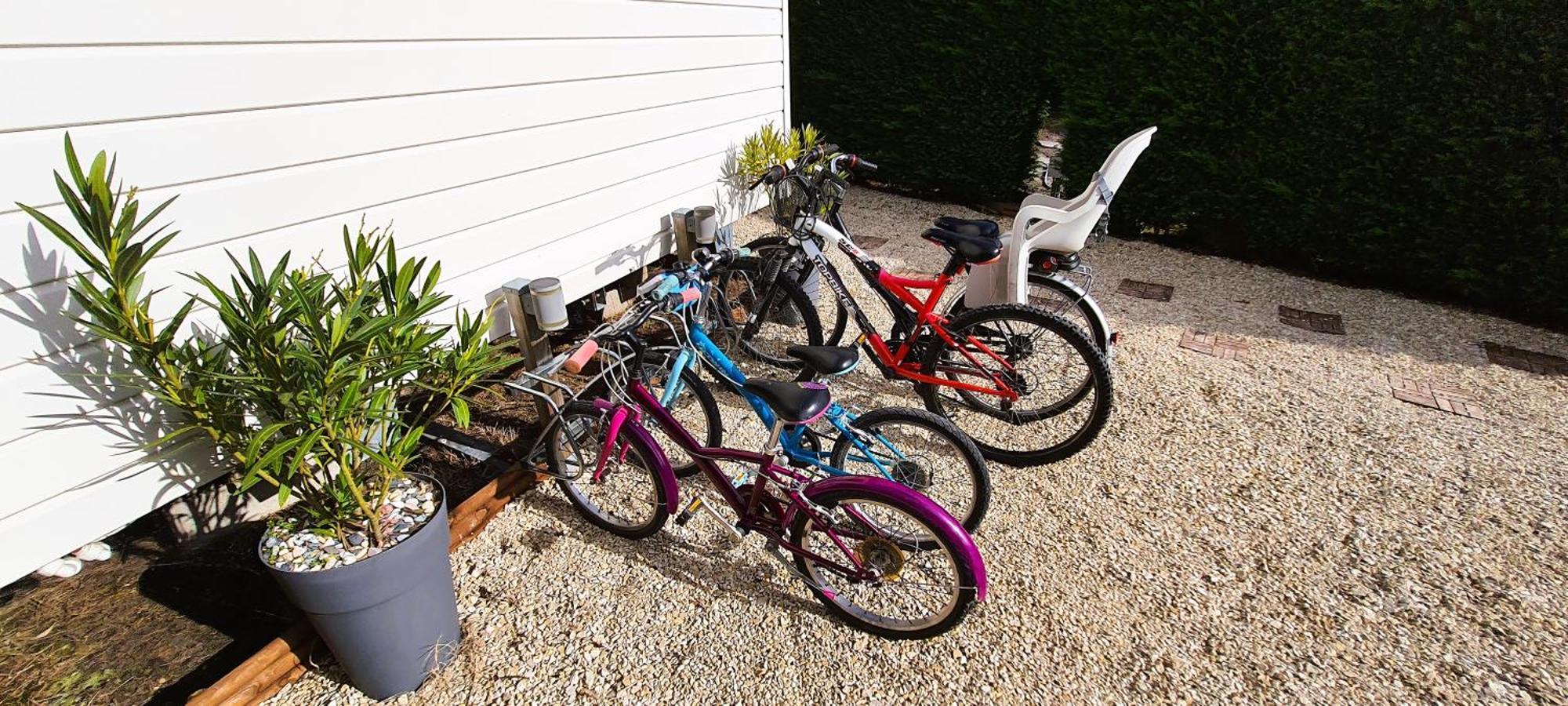 Mobilhome climatisé-2ch-terrasse chauffée-camping Les Charmettes Les Mathes Esterno foto